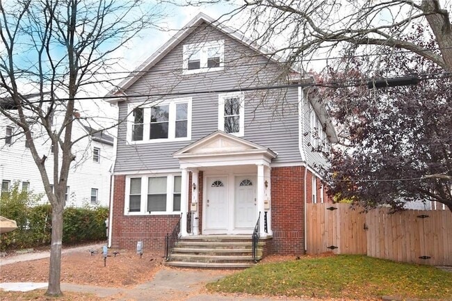 Building Photo - 140 Woodbine St