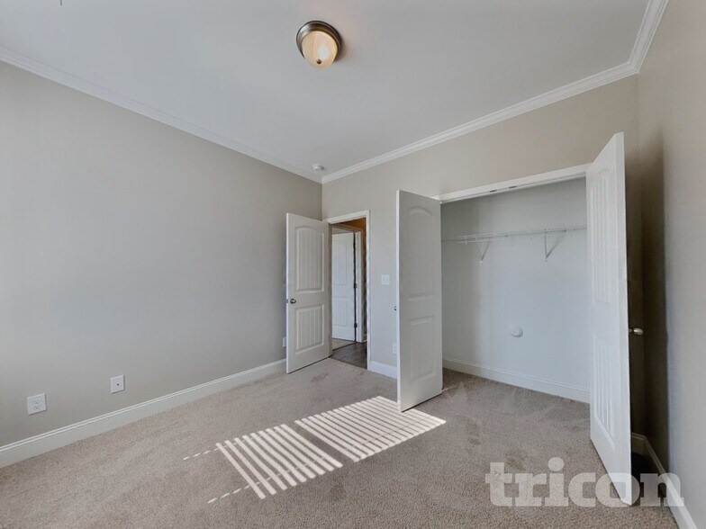 Building Photo - 112 Fish Whistle Ct