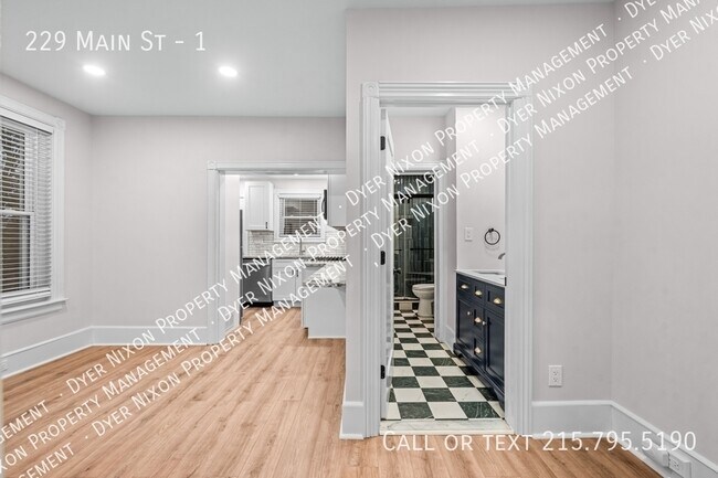 Building Photo - 229 S Main St