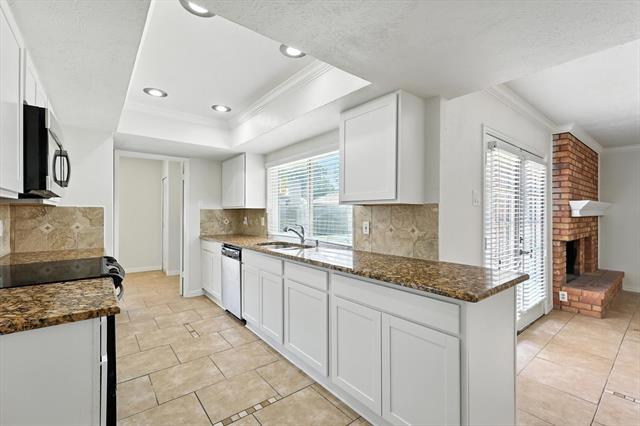 Building Photo - 5024 Middleton Cir
