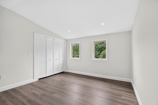 Building Photo - 391 Cedar Brook Rd
