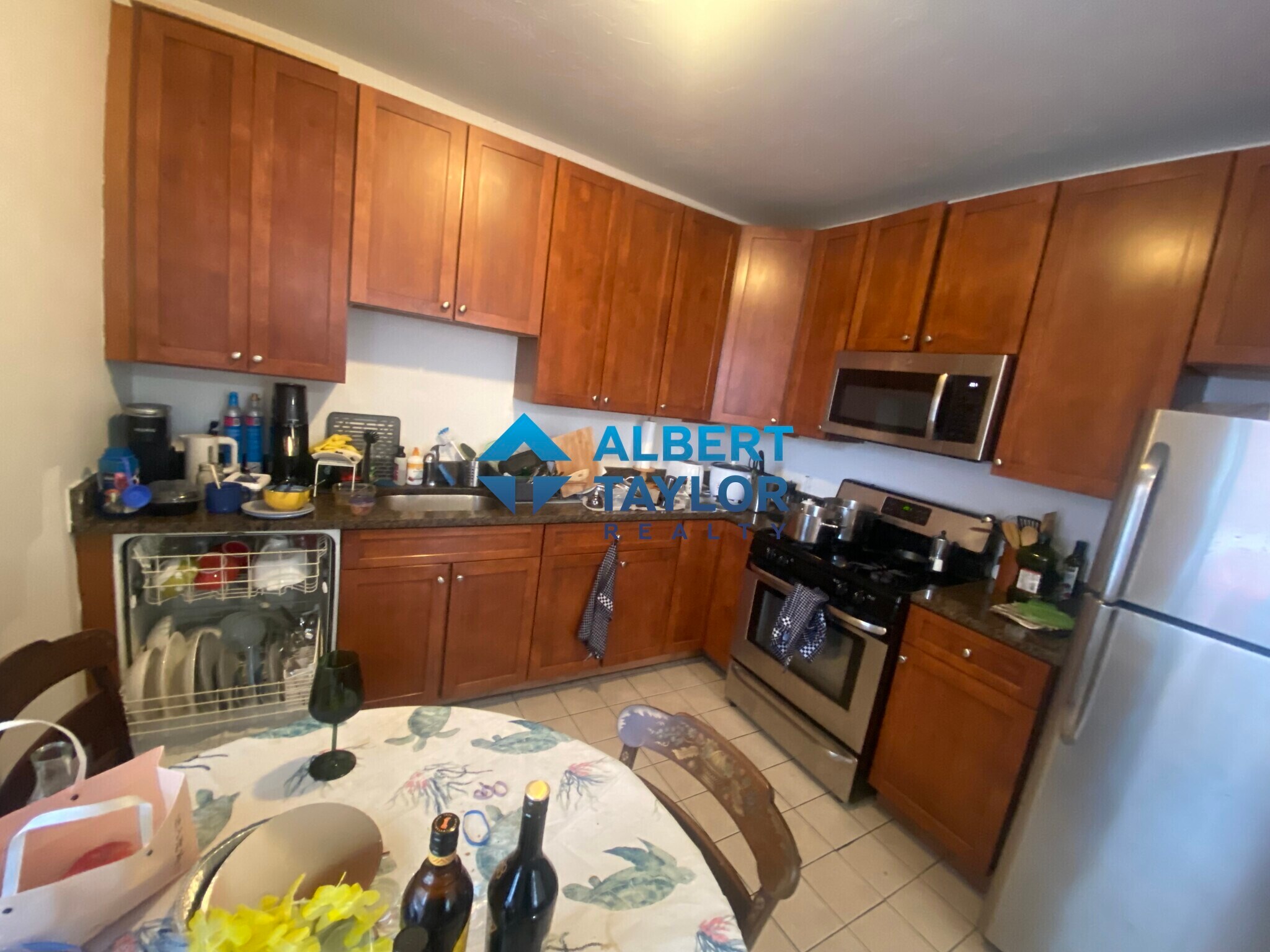 Building Photo - 872 Huntington Ave