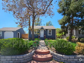 Building Photo - 1332 W Virginia Ave