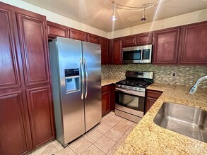 Building Photo - $2090 / GORGEOUS ONE BEDROOM CONDO IN MEAD...