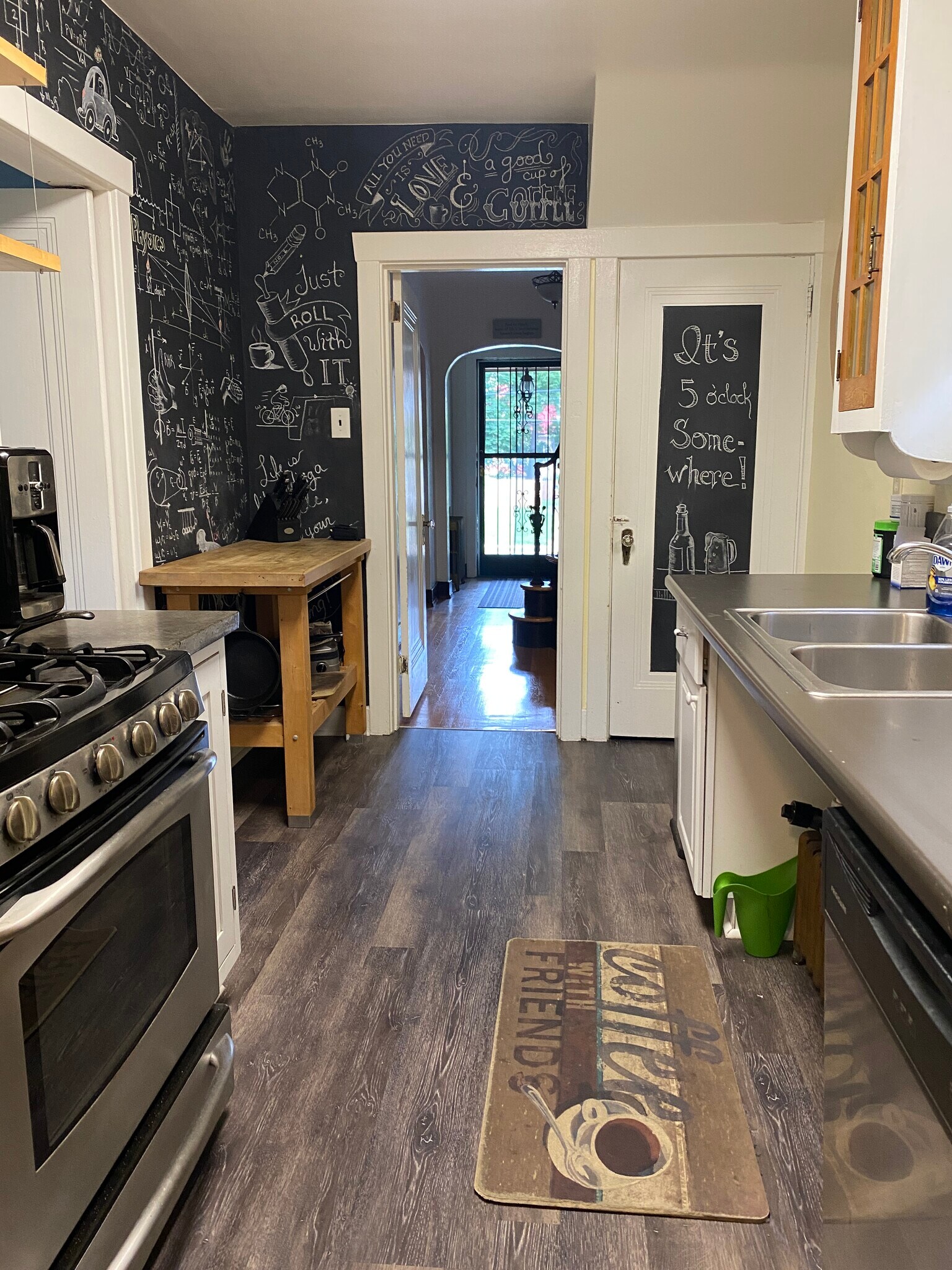 Kitchen - 6824 McPherson Blvd