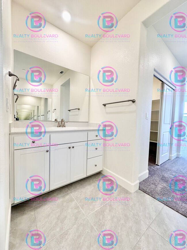 Building Photo - Modern Elegance: Stunning  New 4-Bedroom Home with Chef’s Kitchen & Dual Living Spaces