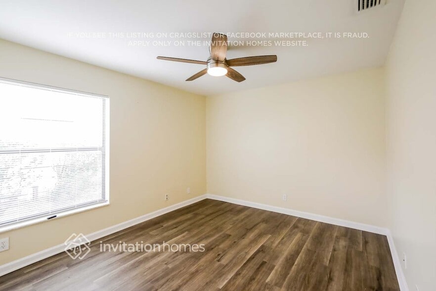 Building Photo - 5166 NW 99th Way