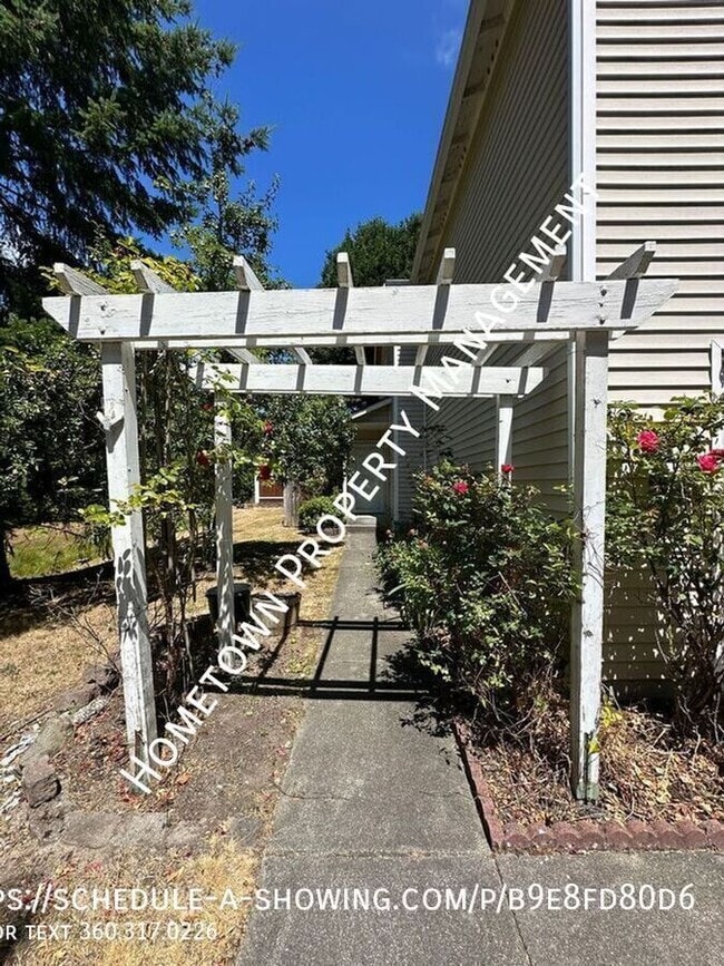 Building Photo - 4820 41st Ln SE
