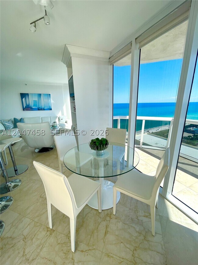 Building Photo - 4775 Collins Ave