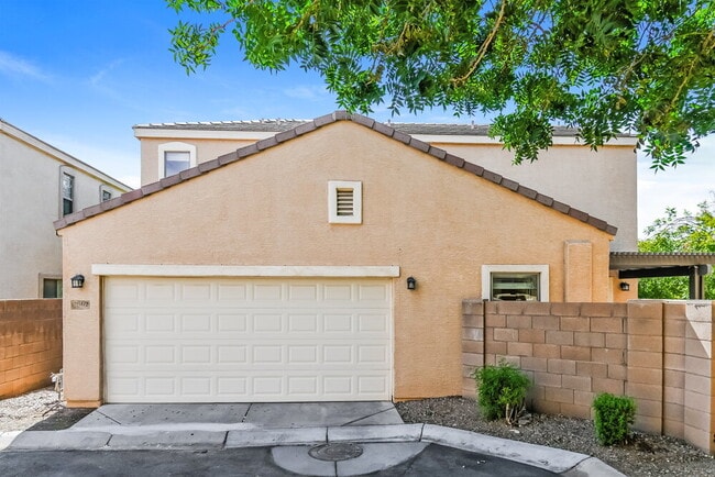 Building Photo - 2662 E Megan St