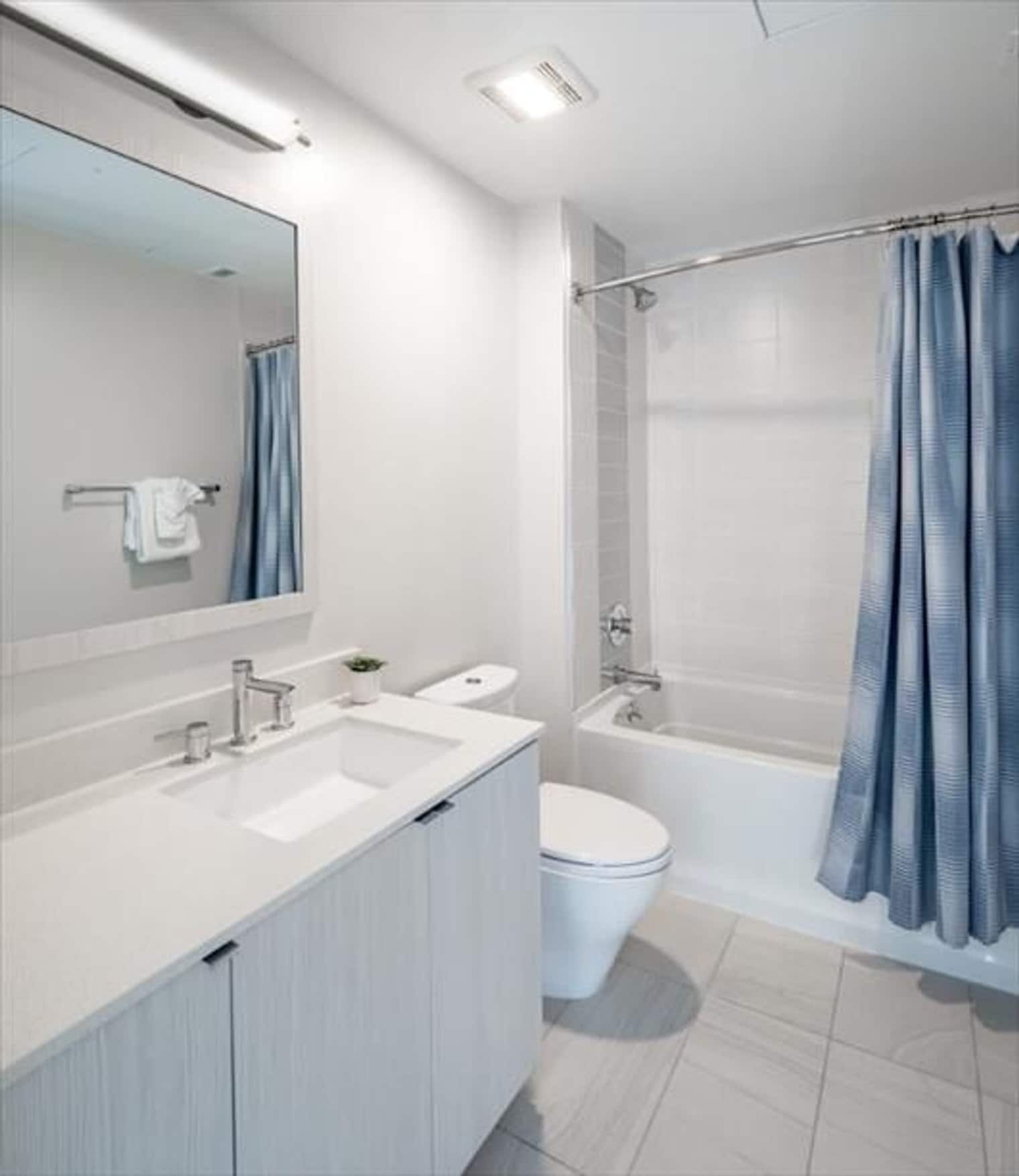Building Photo - 400 Army Navy Dr