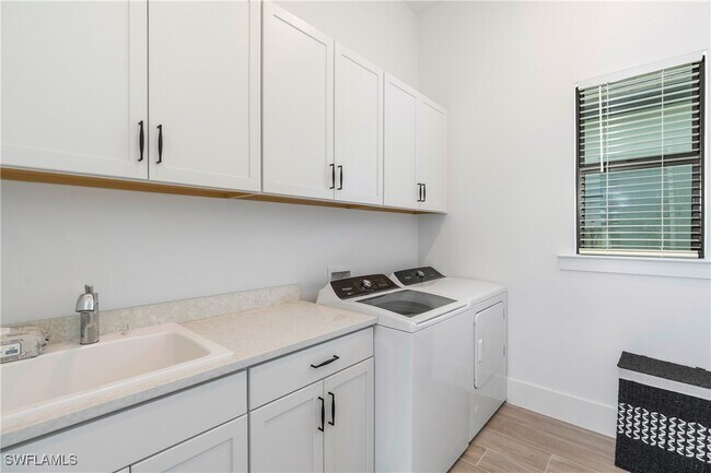 Building Photo - 9584 Caymas Ter