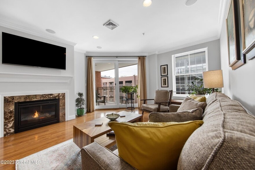 Building Photo - 38 High Rock Ave