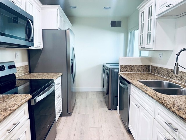 Building Photo - 4648 Park Granada