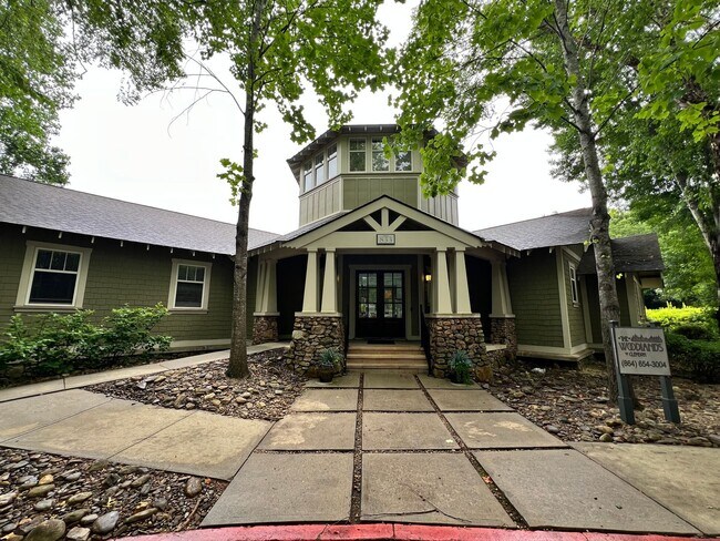 Building Photo - 3 Bedroom Townhome Woodlands of Clemson