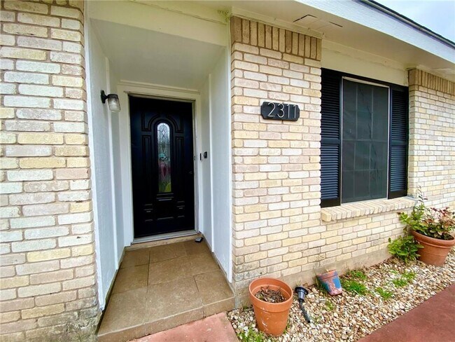 Primary Photo - 2311 Dovehill Dr