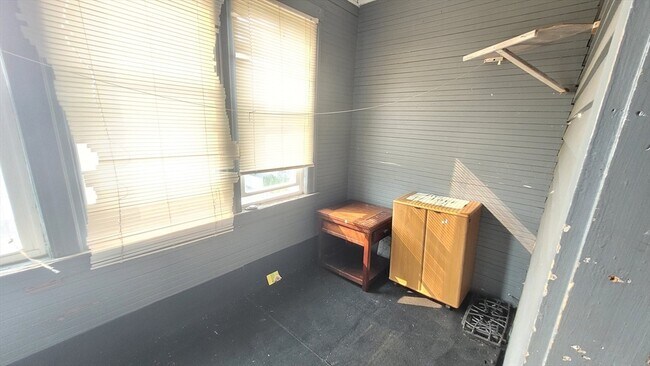 Building Photo - 24 Everard St