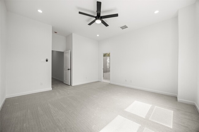 Building Photo - 5110 Westover St