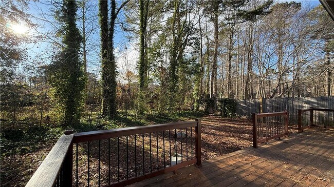 Building Photo - 1399 Sisters Ct