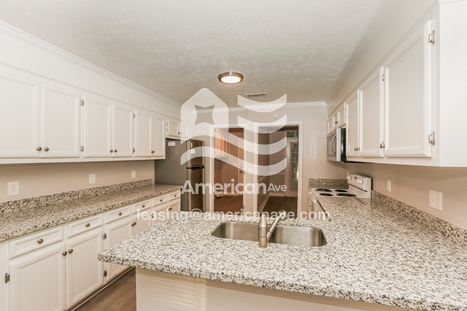 Building Photo - 111 Formosa Dr