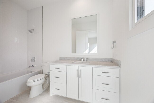 Building Photo - 3735 Tartan Ln