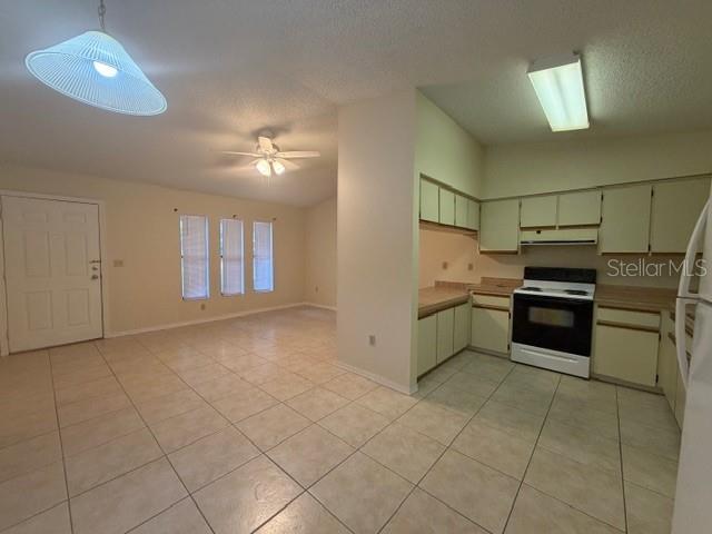 Building Photo - 32818 Lake Square Ct