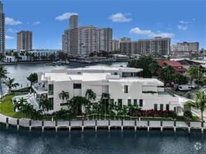 Building Photo - 184 Palm Dr