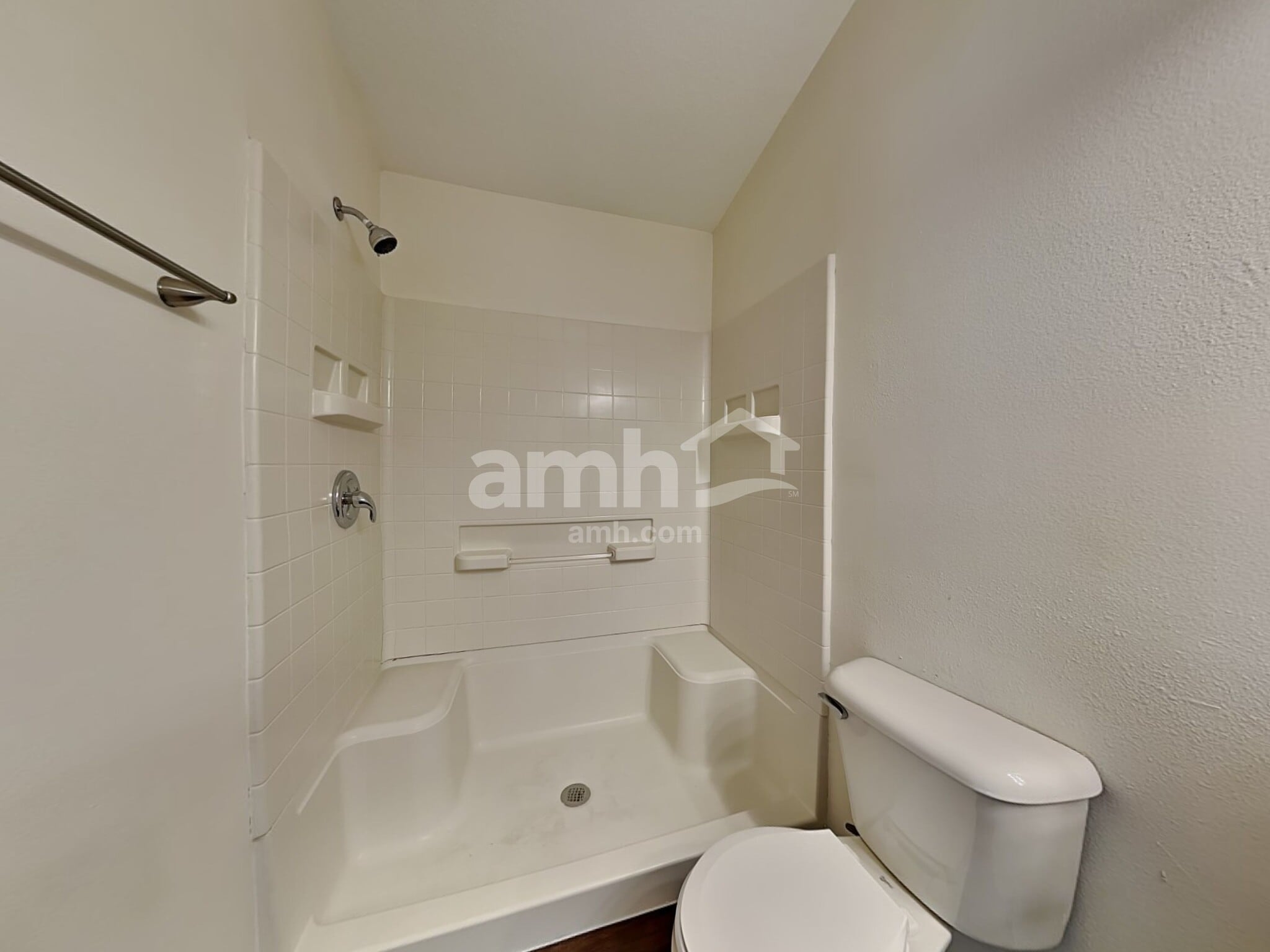 Building Photo - 18534 Kentisbury Ct