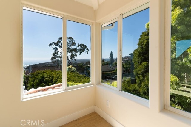 Building Photo - 2850 Zell Dr