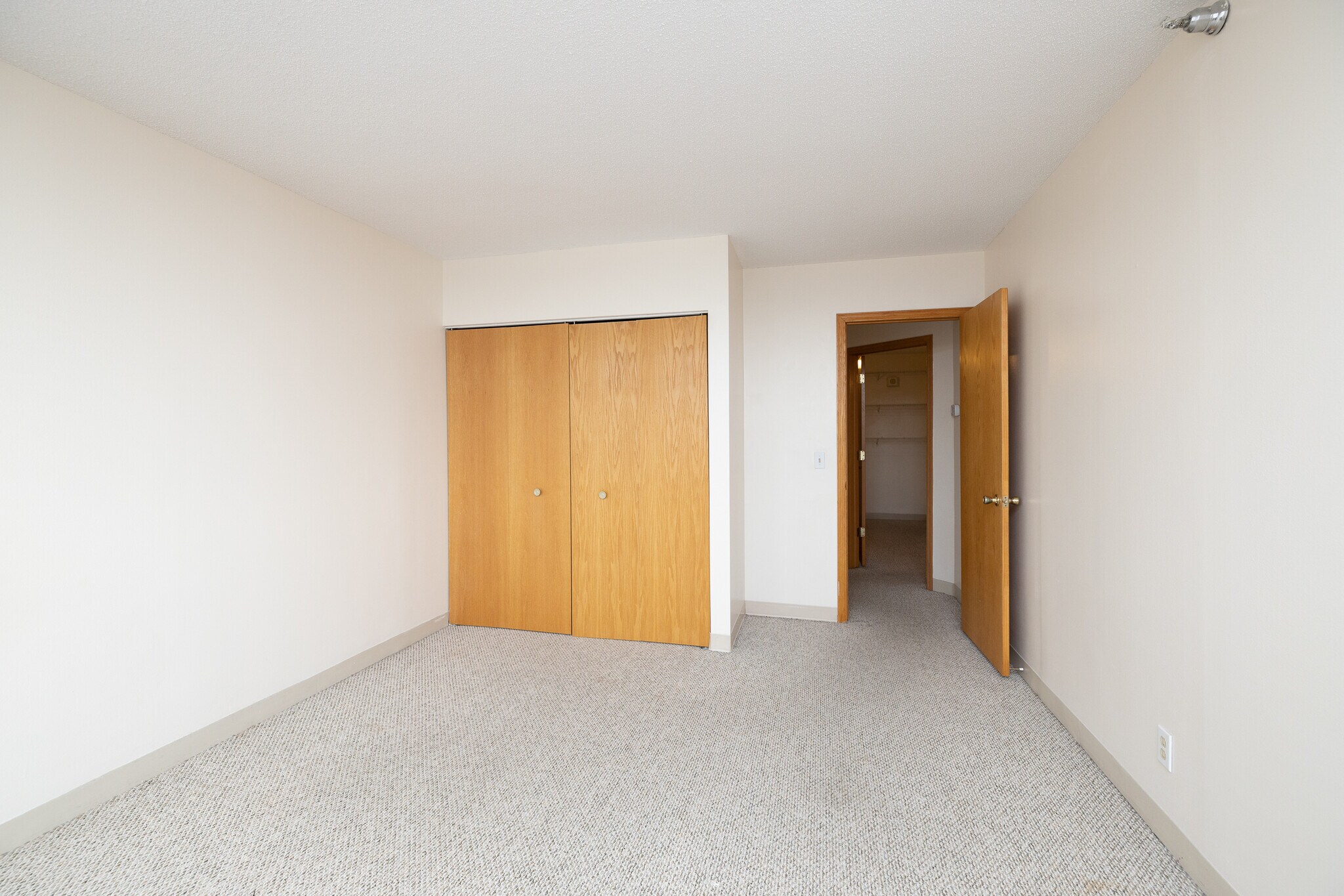 Building Photo - 291 7th St W