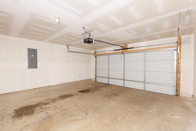 Building Photo - New Construction 3 BR Home in Moody