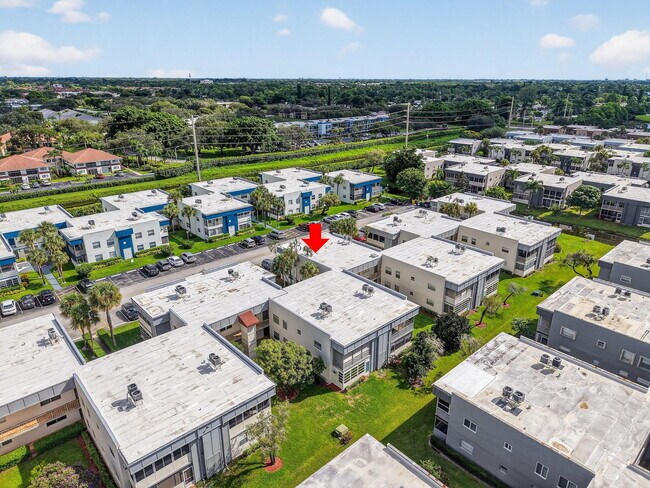 Building Photo - 538 Normandy Ln