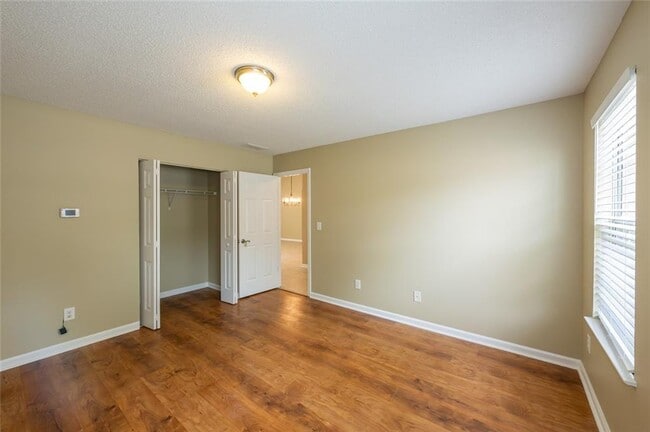 Building Photo - 3100 Pebble Creek Ln