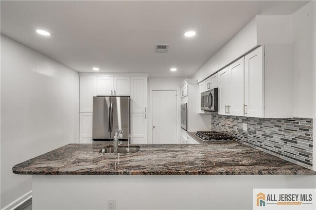 Building Photo - 130 Winchester Way