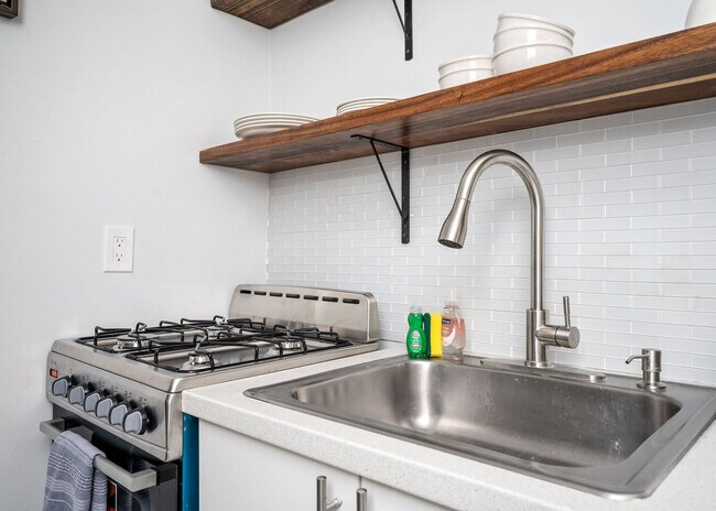 Building Photo - 215 Piedmont Ave NE