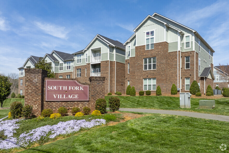 Building Photo - South Fork Village