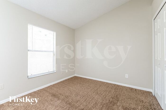 Building Photo - 7547 Groveoak Dr