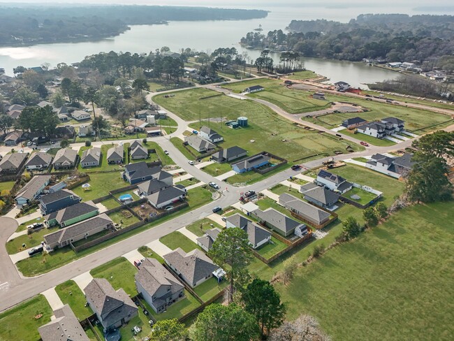 Building Photo - 12998 Sorrento Bay Dr