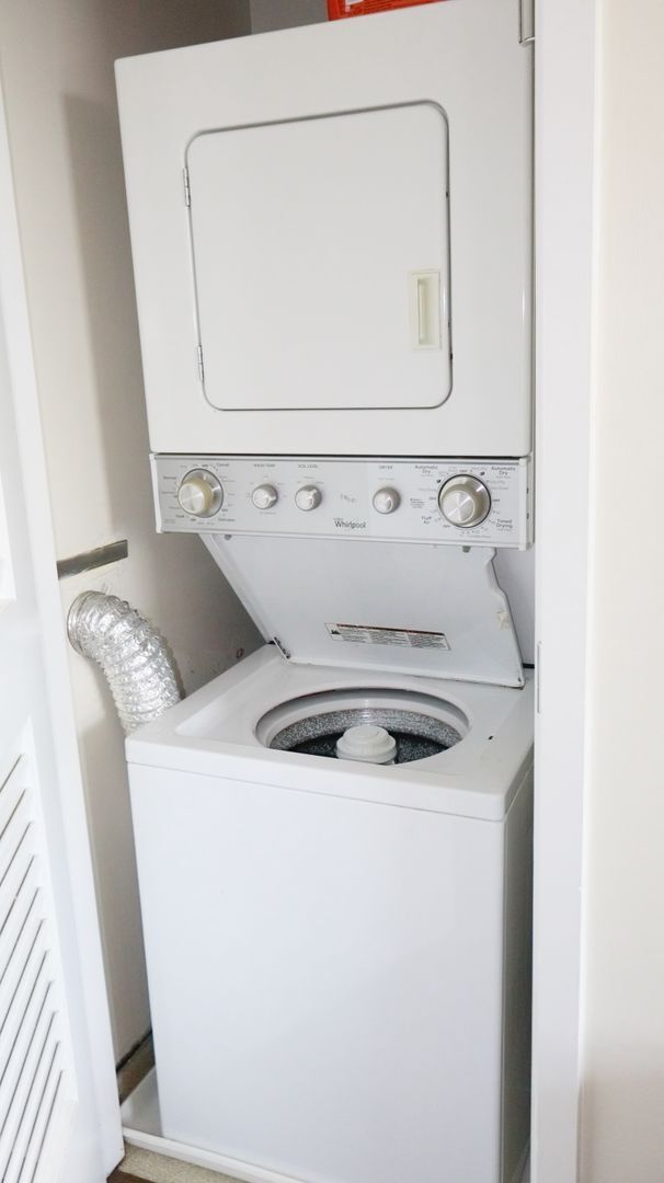 Building Photo - Downtown San Diego 1 bedroom 1 bath apartment For Rent