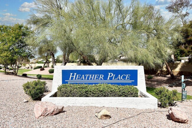 Building Photo - Great Location! Lovely  3Bedroom Plus/ 2Bathroom Chandler Home!