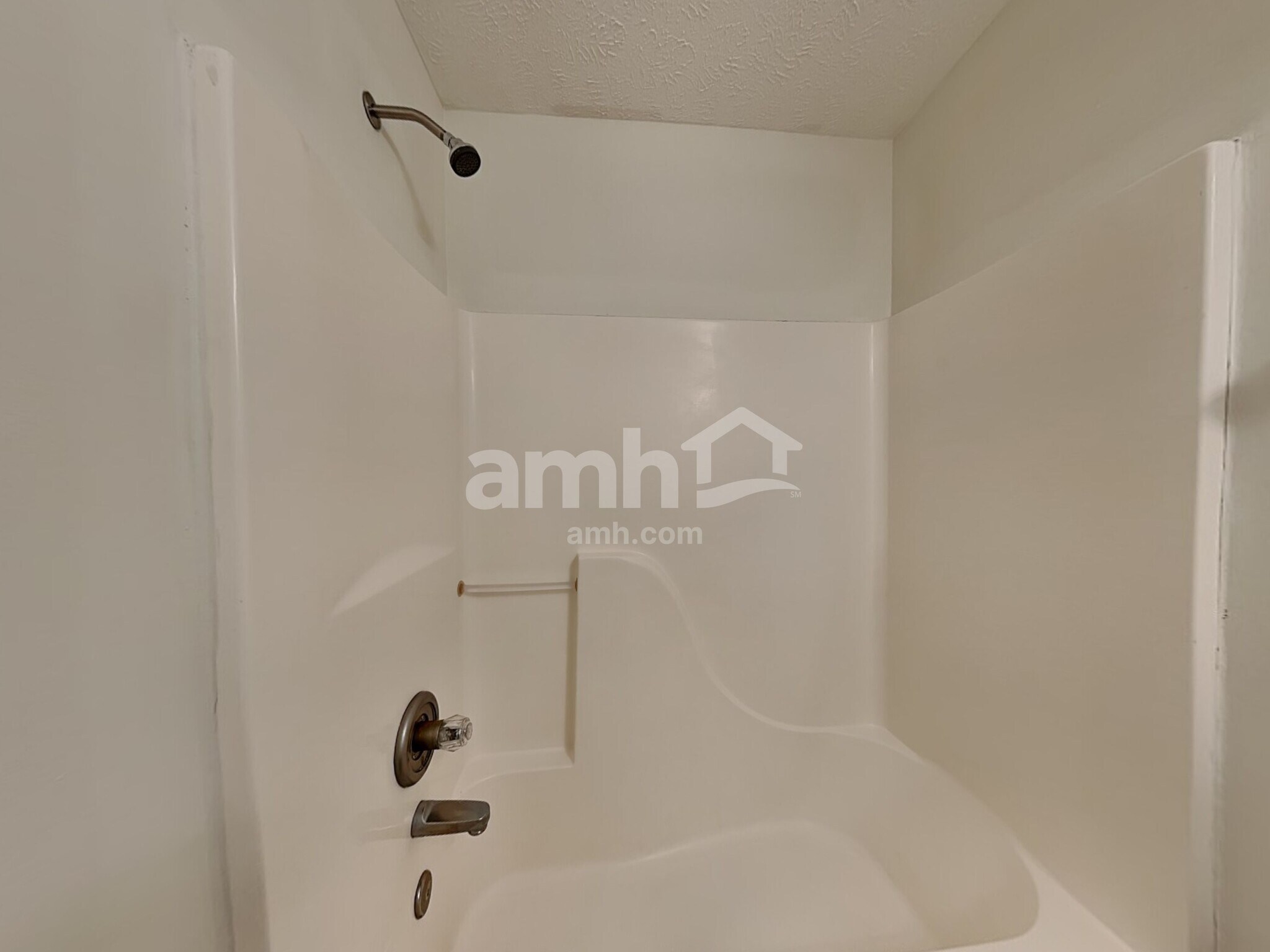 Building Photo - 7460 Maggie Dr