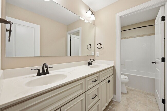 Building Photo - 265 Heather Brook Cir