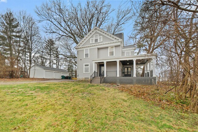 Building Photo - 2978 Wardall Ave