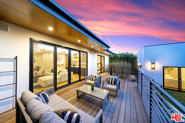 Building Photo - 123 S Kilkea Dr