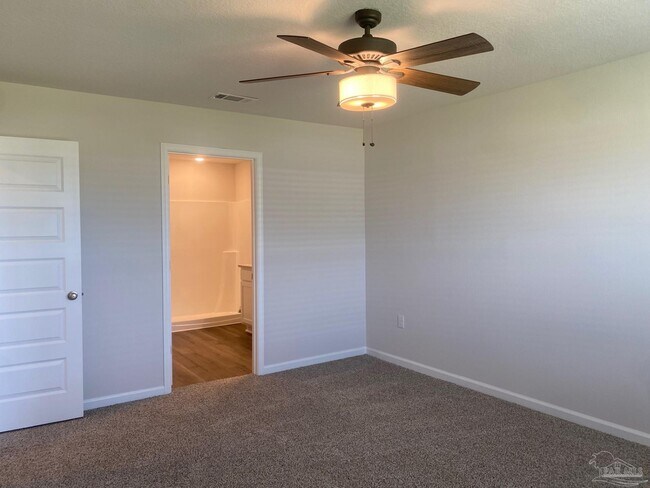 Building Photo - 5155 Gaineswood Dr