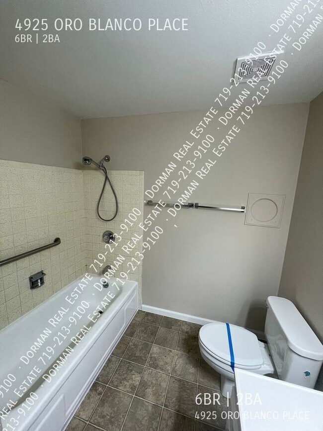 Building Photo - 4925 Oro Blanco Pl
