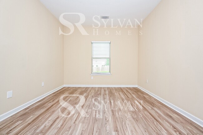 Building Photo - The Lifestyle You Deserve.