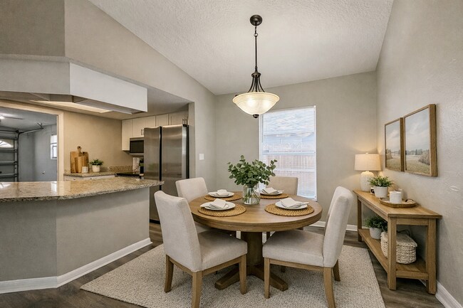 Building Photo - Move-In Ready 3 Bed Home with Garage & Fenced Yard in Tampa, FL