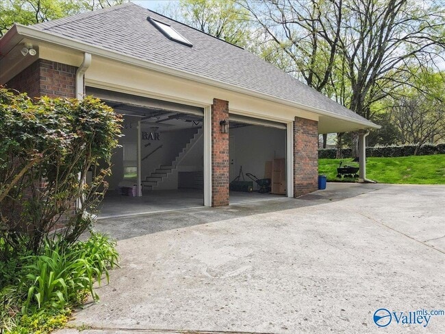 Building Photo - 4818 SE Cv Crk Dr