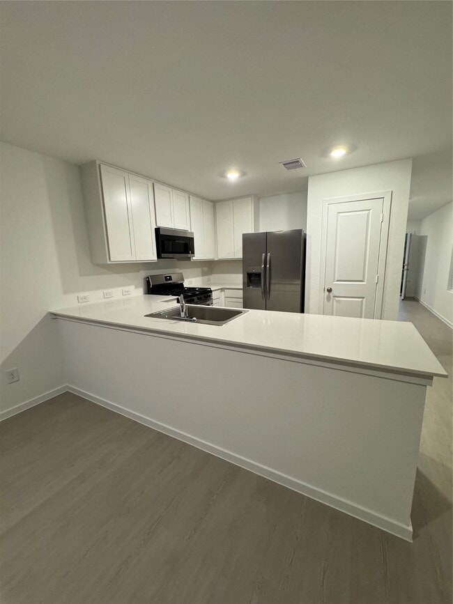 Building Photo - 28734 Bottom Grass Trl